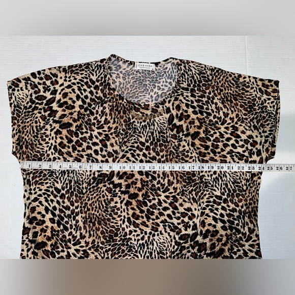 Jon & Anna Contemporary Top - Picture 4 of 11